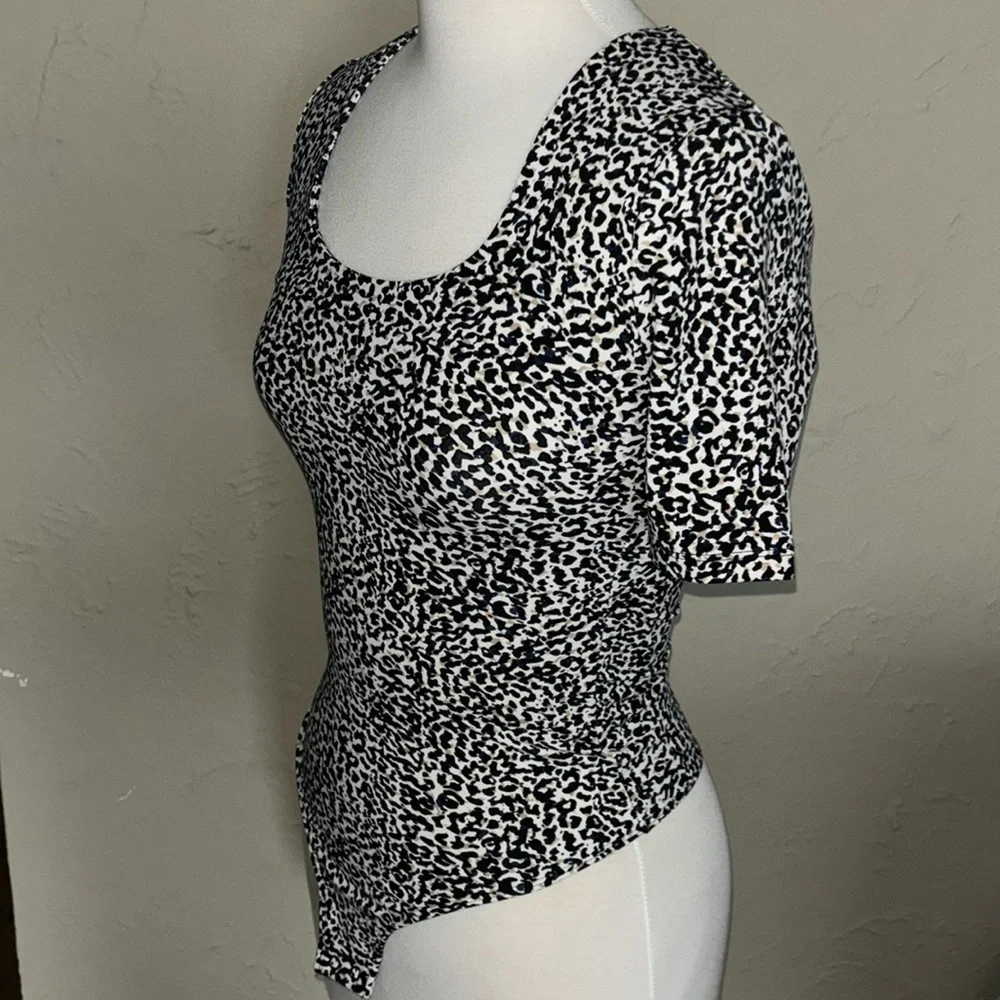 EXPRESS leopard print animal bodycon body snap button suit women’s XXS - Picture 8 of 11